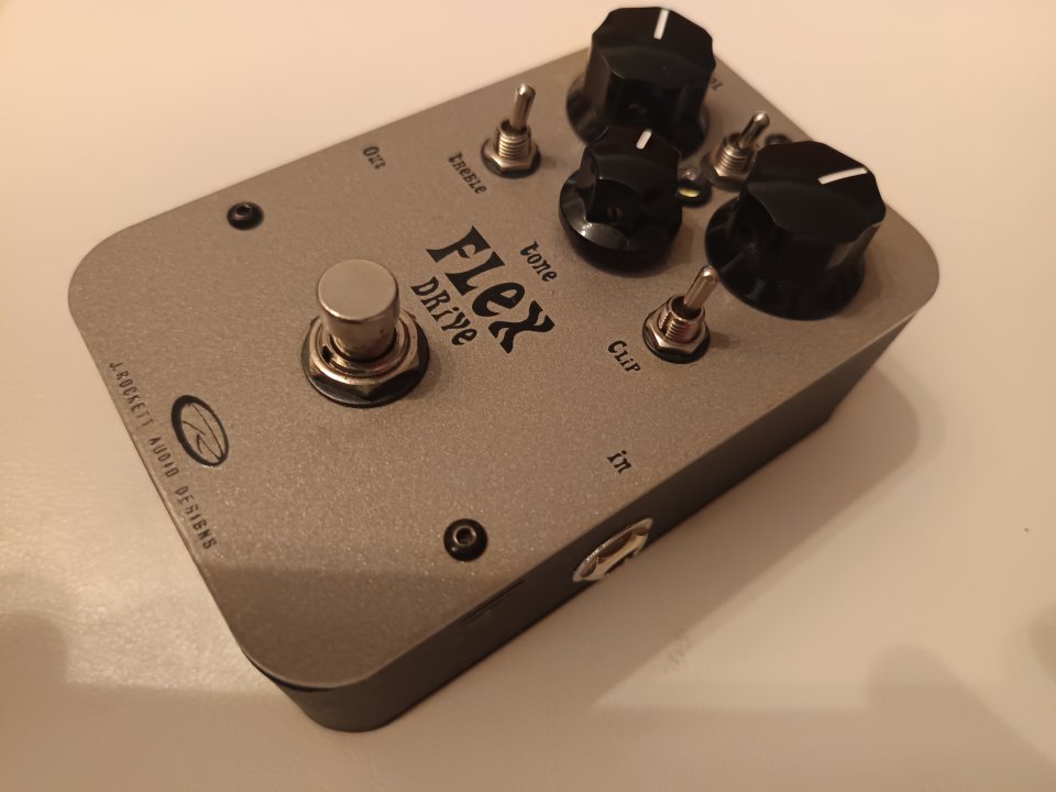 Vendo J. ROCKETT FLEX DRIVE un overdrive con sonidazo y versatilidad de segunda mano · Foto 1 de 7 · Madrid · 130 €