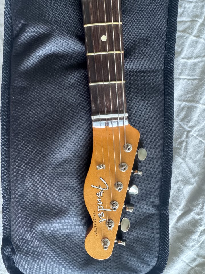 Fender Telecaster vintera II 60 de segunda mano · Foto 3 de 6 · Cantabria · 890 €