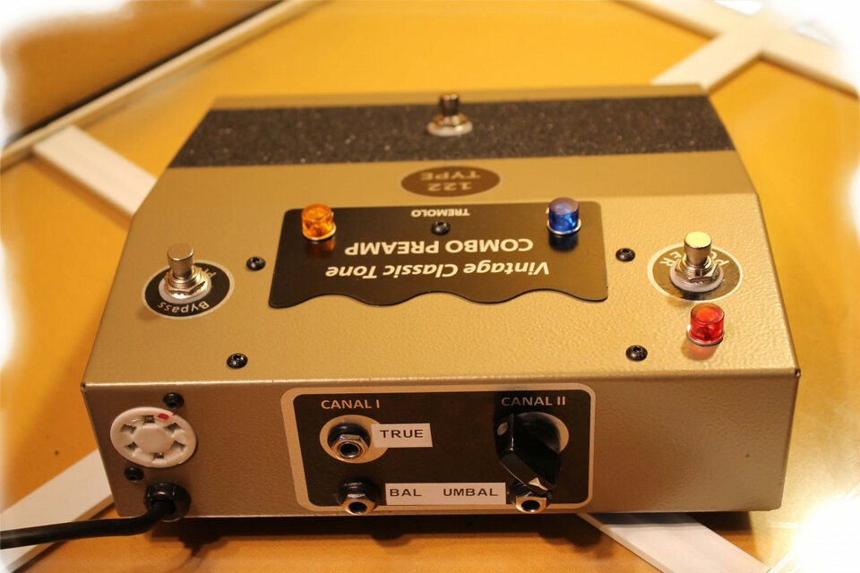 Preamp Combo controlador para Leslies 122 y Familia 6H.