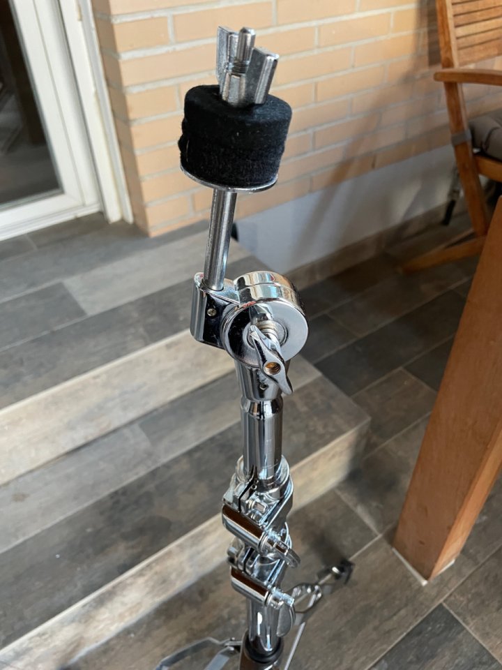 Pie plato recto batería