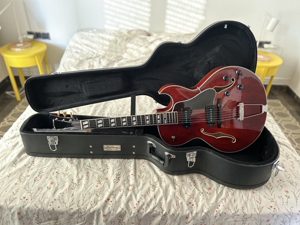 Eastman AR372CE - P90