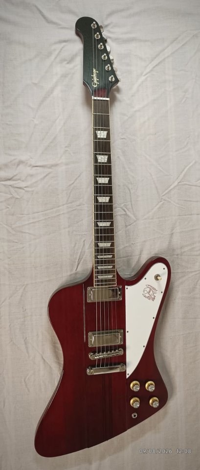 Epiphone Firebird wine red de segunda mano · Foto 4 de 7 · Barcelona · 650 €