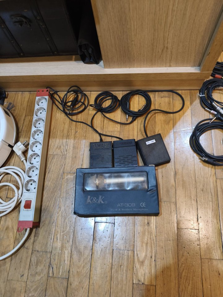 Cables y cosas audio, sonido y MIDI