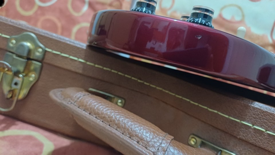 Gibson sg special sparkling burgundy. de segunda mano · Foto 7 de 9 · Barcelona · 1100 €