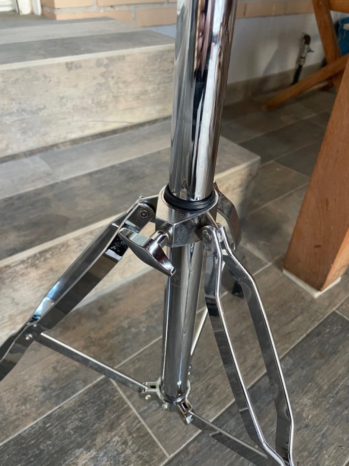 Pie plato recto batería