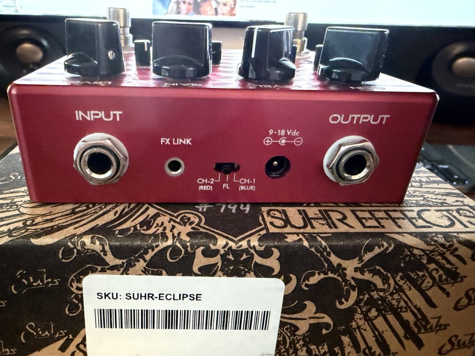 Suhr Eclipse Dual Channel Overdrive Distortion de segunda mano · Foto 3 de 5 · Barcelona · 330 €