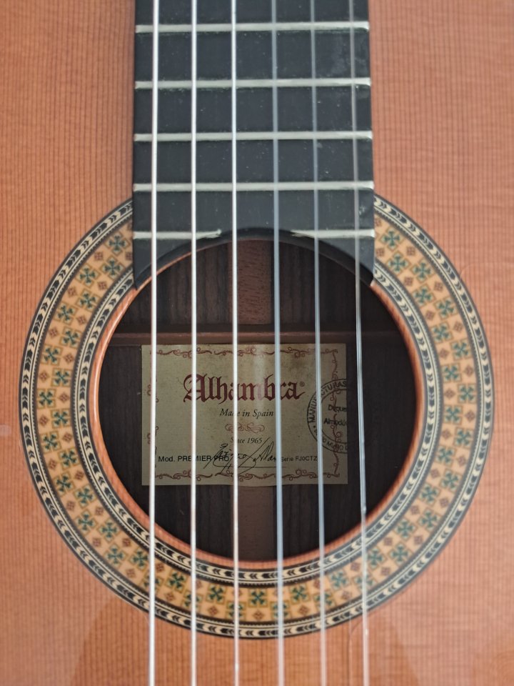 Guitarra Alhambra Concierto de segunda mano · Foto 4 de 10 · Alicante · 1900 €
