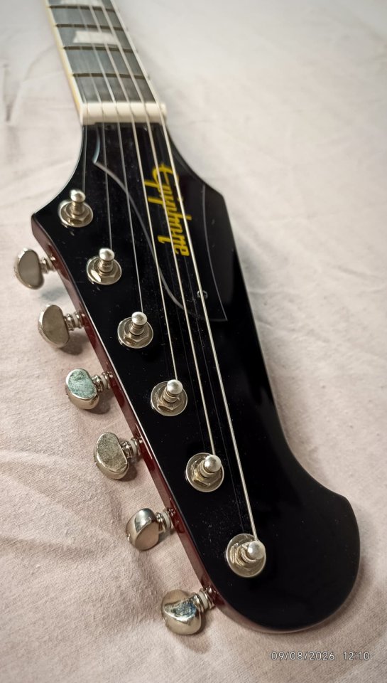 Epiphone Firebird wine red de segunda mano · Foto 6 de 7 · Barcelona · 650 €