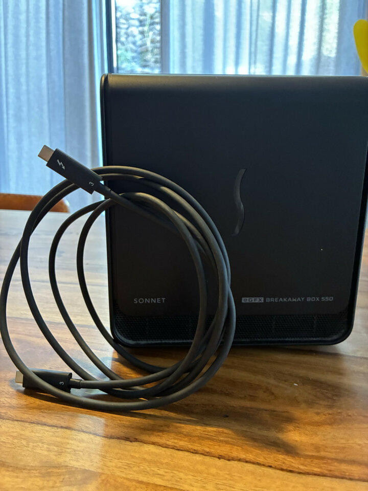Sonnet Breakaway Box 550 - eGPU Thunderbolt 3