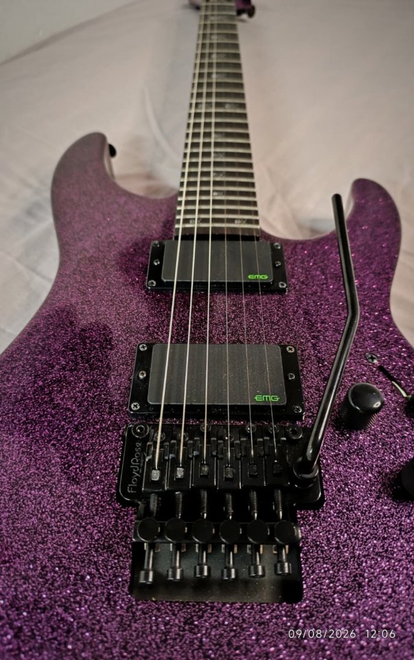 LTD KH 602 purple sparkle de segunda mano · Foto 2 de 7 · Barcelona · 1200 €