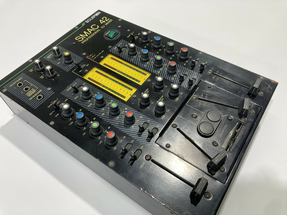 2 Technics Sl-1200 mk2 + Ecler Smac 42