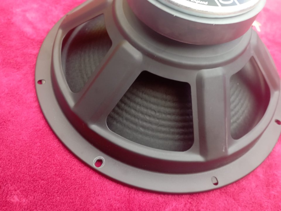 Altavoz Blackstar 50W de 16 ohmios y 12"