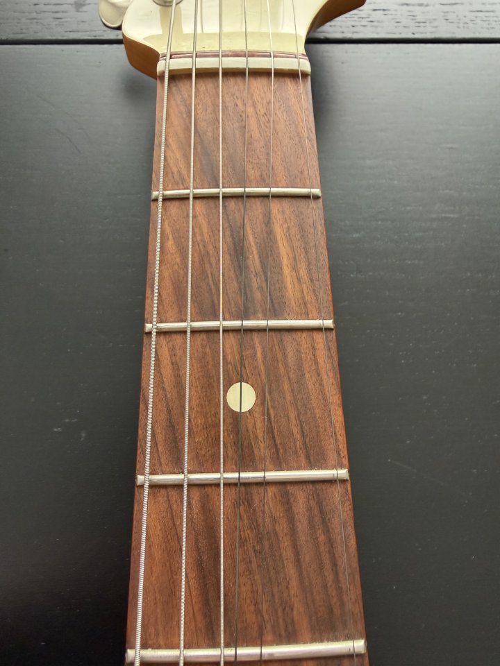 Fender Limited Edition Vintera ‘60s Stratocaster 2022 Olympic White