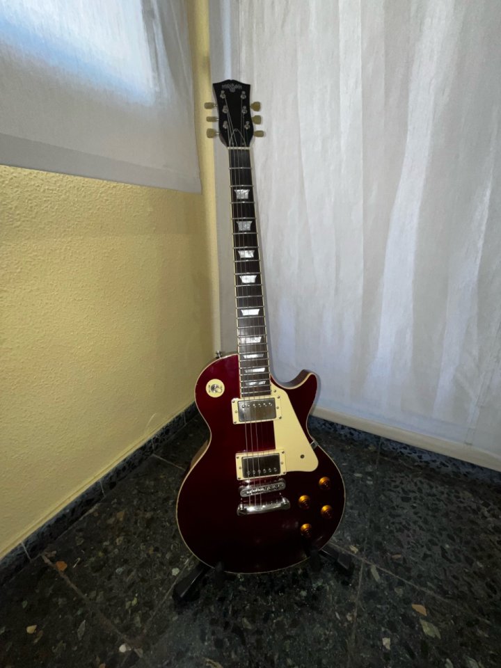 Maybach Lester Wild Cherry 59 Aged de segunda mano · Foto 3 de 5 · Valencia · 1950 €