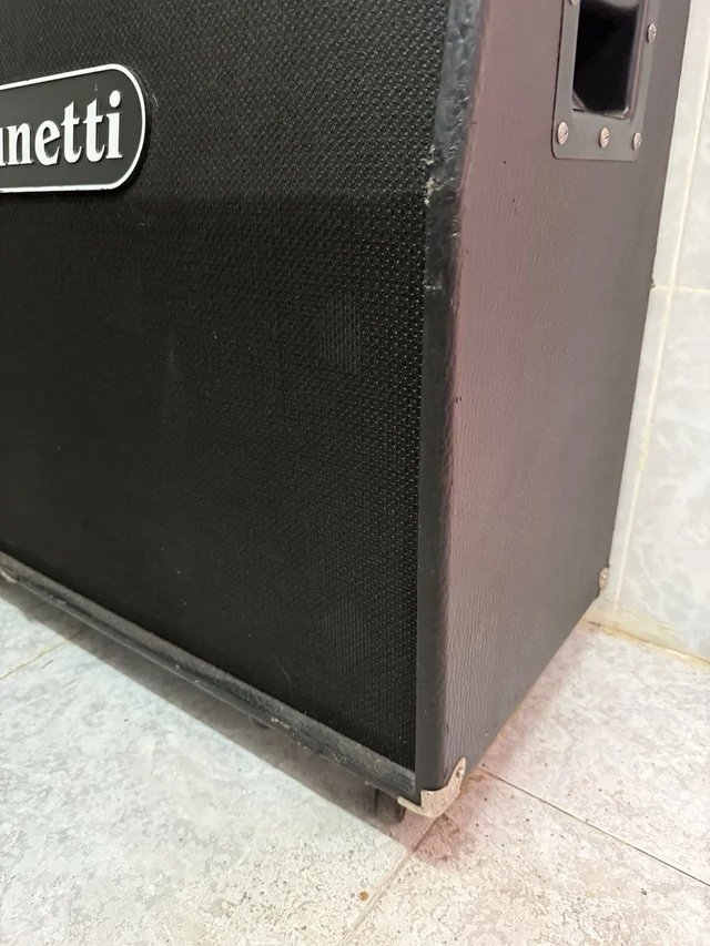 Pantalla Brunetti 4x12 XL Cab de segunda mano · Foto 4 de 9 · Cádiz · 250 €