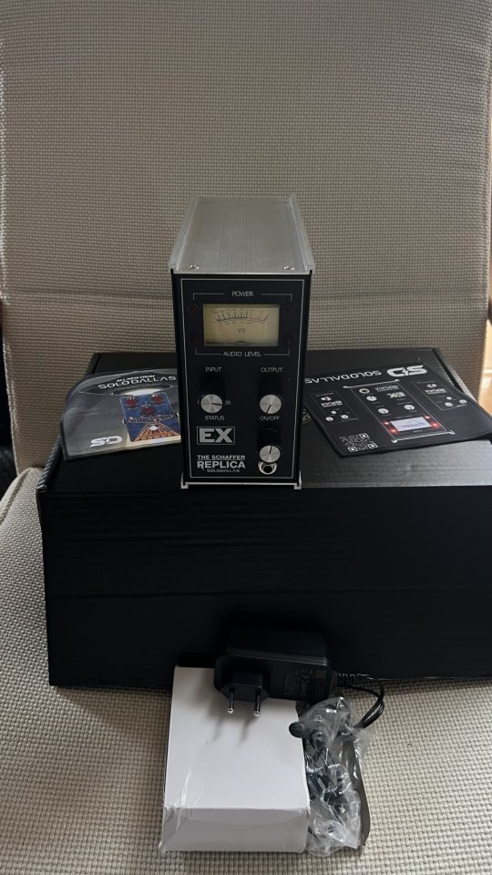 The Schafter Relica EX TOWER Solosound El arma secreta del tono Angus Young