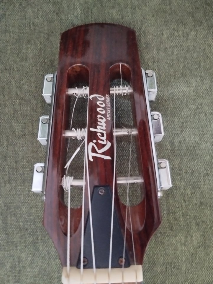 Guitarra manouche Richwood RM-70 NT