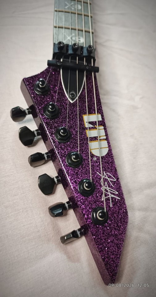 LTD KH 602 purple sparkle de segunda mano · Foto 7 de 7 · Barcelona · 1200 €