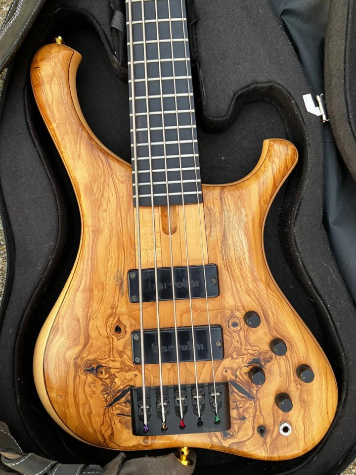Bajo Marleaux Consat Signature 5 Cuerdas