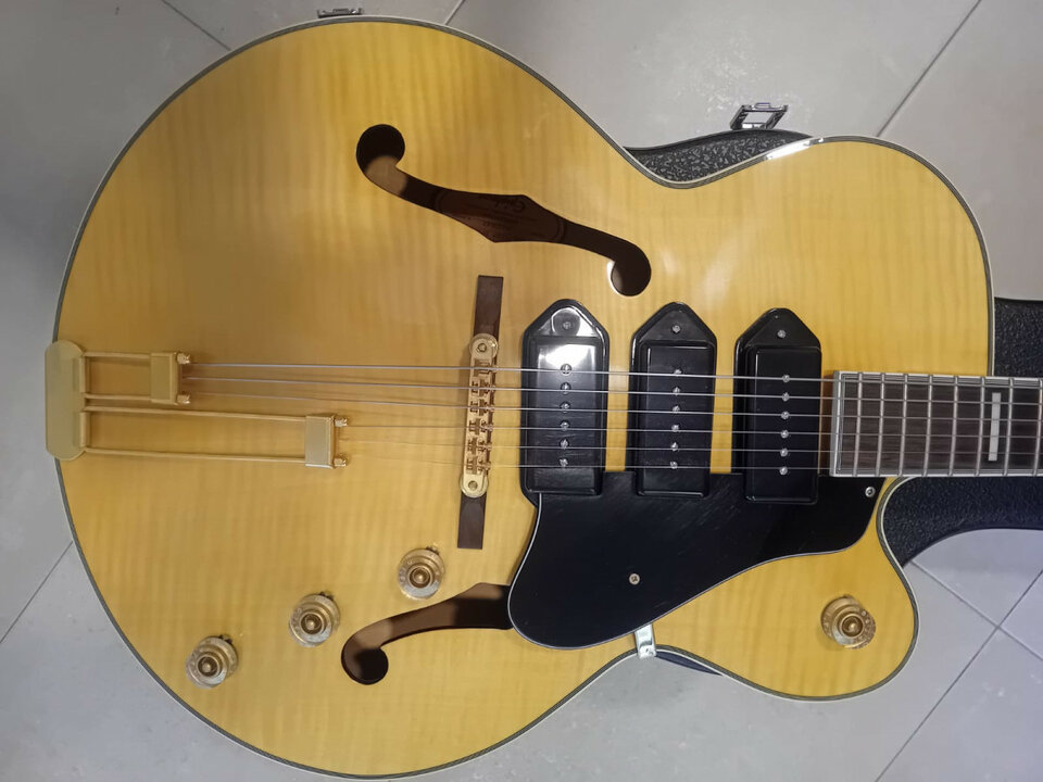 ESPECTACULAR  Epiphone Zephyr Blues Deluxe