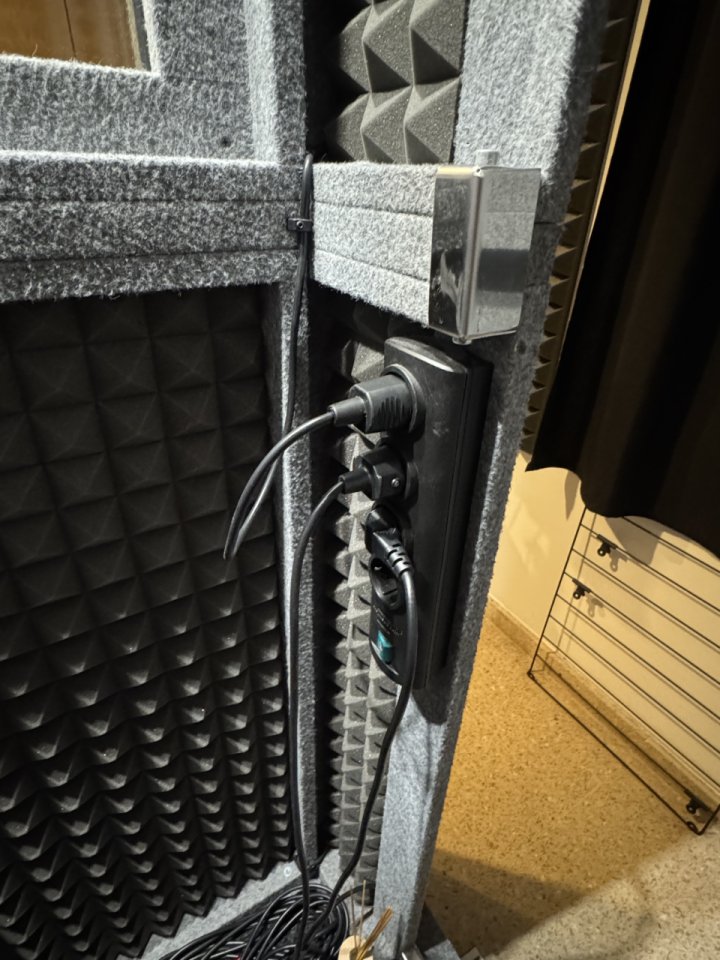 Cabina Insonorizada DEMVOX ECO 100