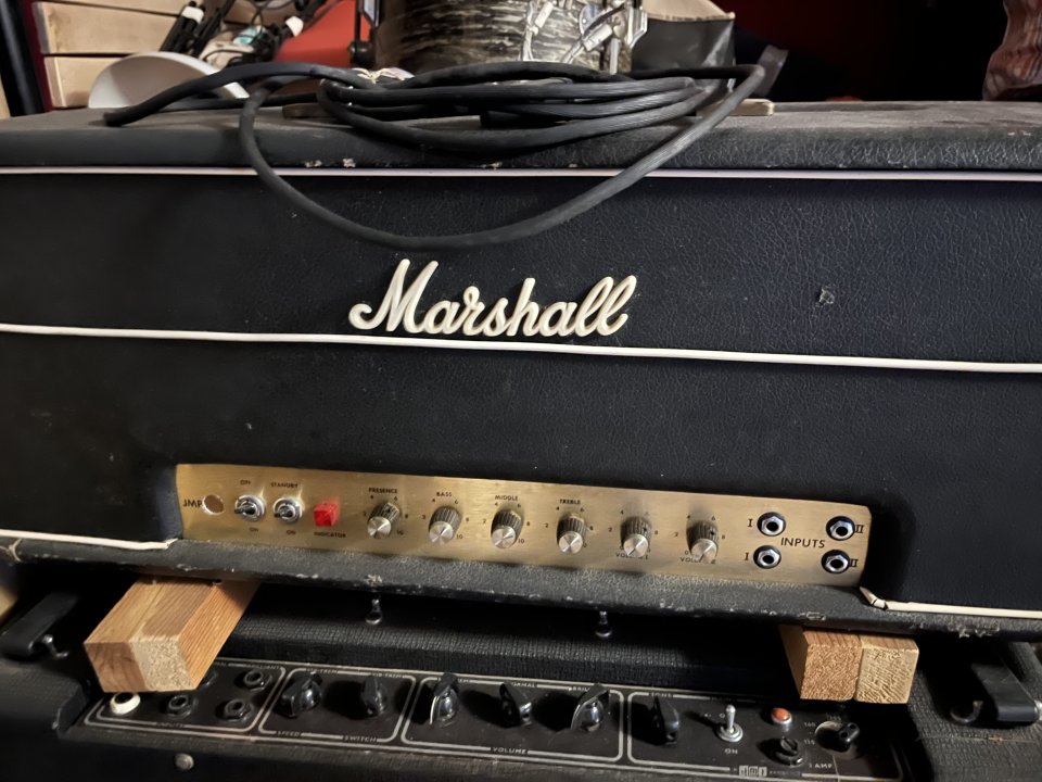 Marshall JMP superbass 74’