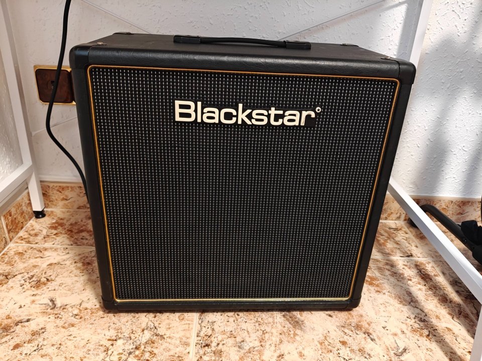 Pantalla Blackstar HT 110 de segunda mano · Foto 1 de 4 · Barcelona · 90 €