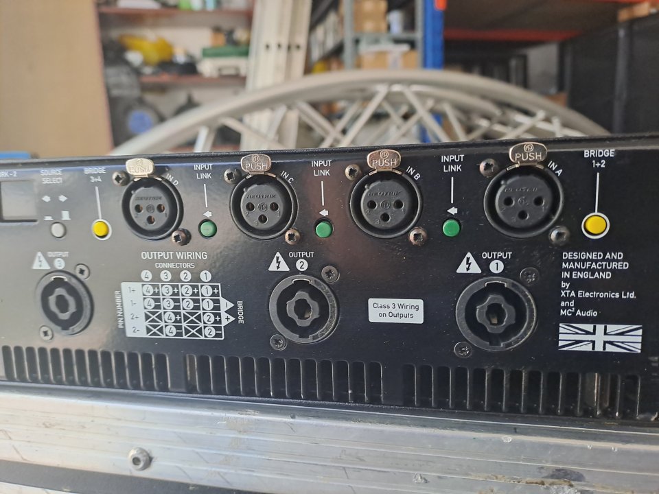 Amplificador Digital Das DX 80 4 Canales De 2000 Watios Rms Cada Uno