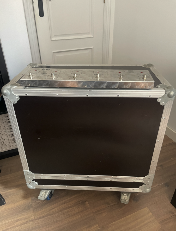 ENGL Screamer 50 + Pedalera Z5 + Flight case de segunda mano · Foto 3 de 3 · Valencia · 400 €