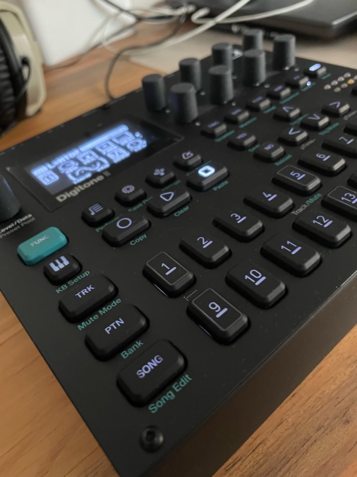 Elektron Digitone II