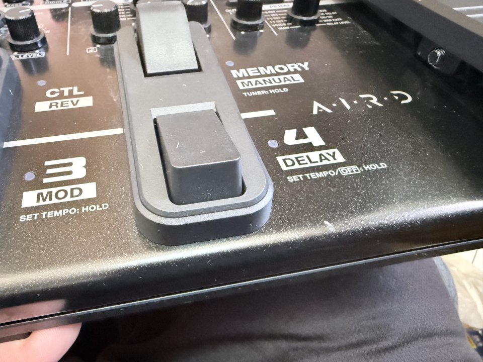 Pedalera BOSS ME-90 de segunda mano · Foto 4 de 8 · Sevilla · 200 €