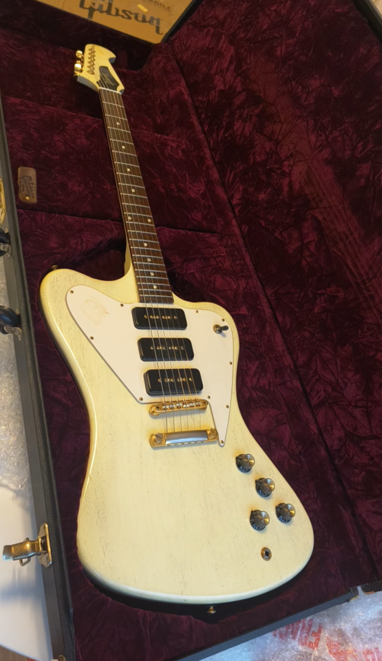 Gibson Custom Shop Non Reverse Firebird 2008 - TV White de segunda mano · Foto 1 de 6 · Gipuzkoa · 2999 €