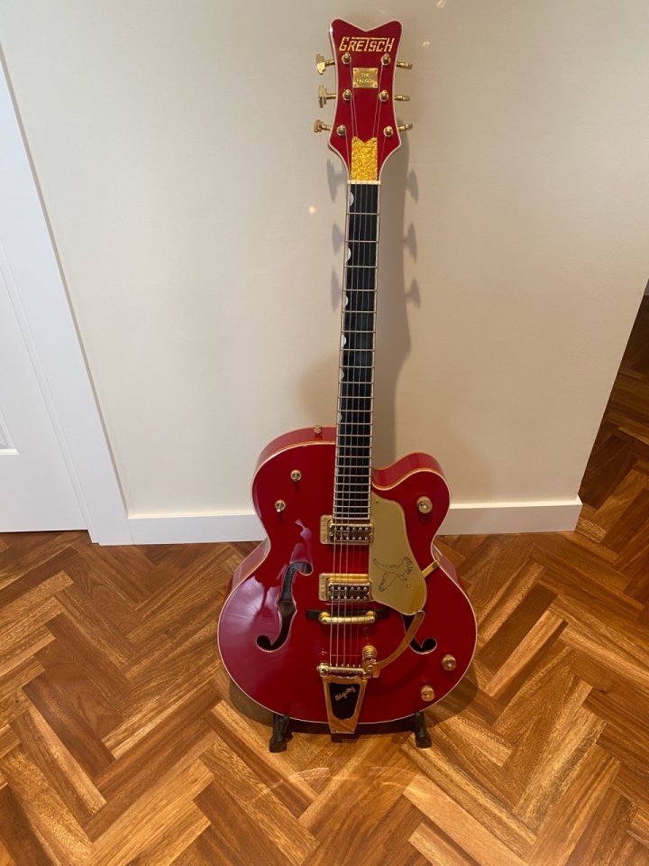 Gretsch G6136T-TVTAFR 2012 - Firebird red de segunda mano · Foto 6 de 10 · A Coruña · 3000 €