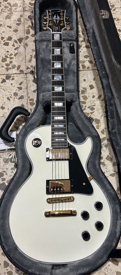 Gibson Les Paul Custom Alpine White de segunda mano · Foto 2 de 10 · Córdoba · 3700 €