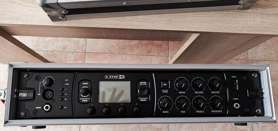 LINE6 POD HD PRO X (TOP)
