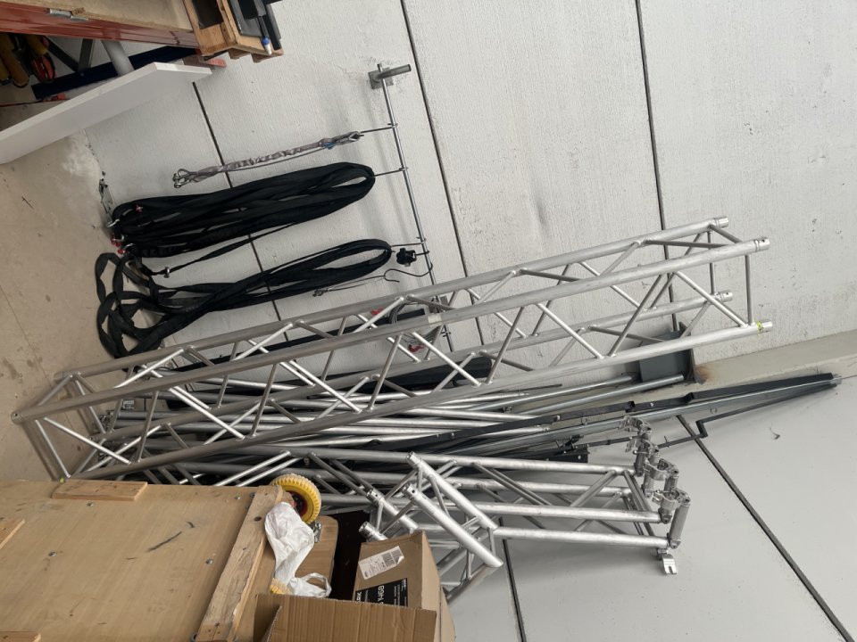 Truss 3 metros x 40 de segunda mano · Foto 3 de 3 · Navarra · 80 €