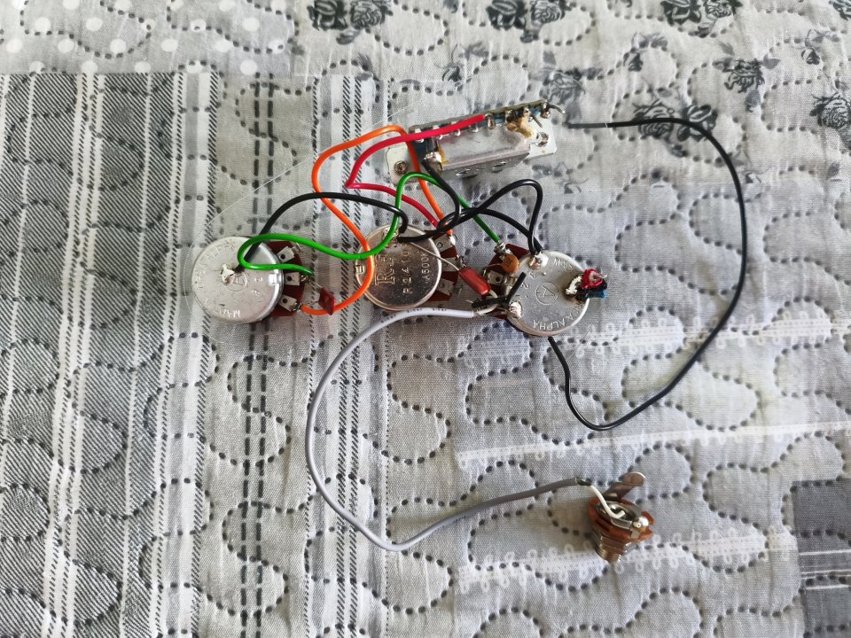 Kit electrónica completo G&L Legacy de segunda mano · Foto 1 de 4 · Sevilla · 25 €