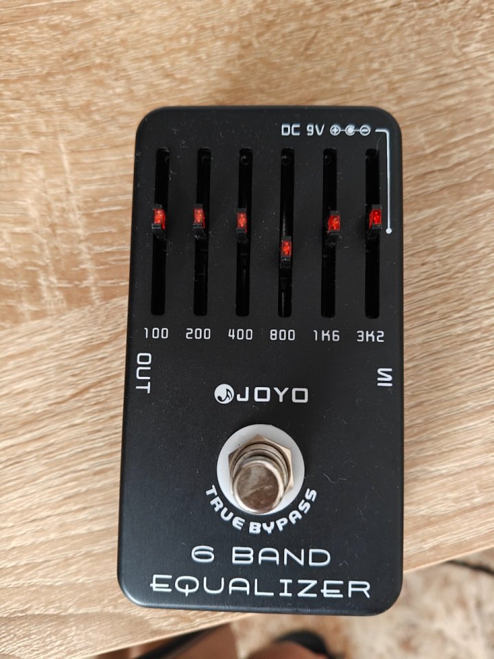 Pedal joyo 6 band EQ de segunda mano · Foto 2 de 3 · Barcelona · 15 €