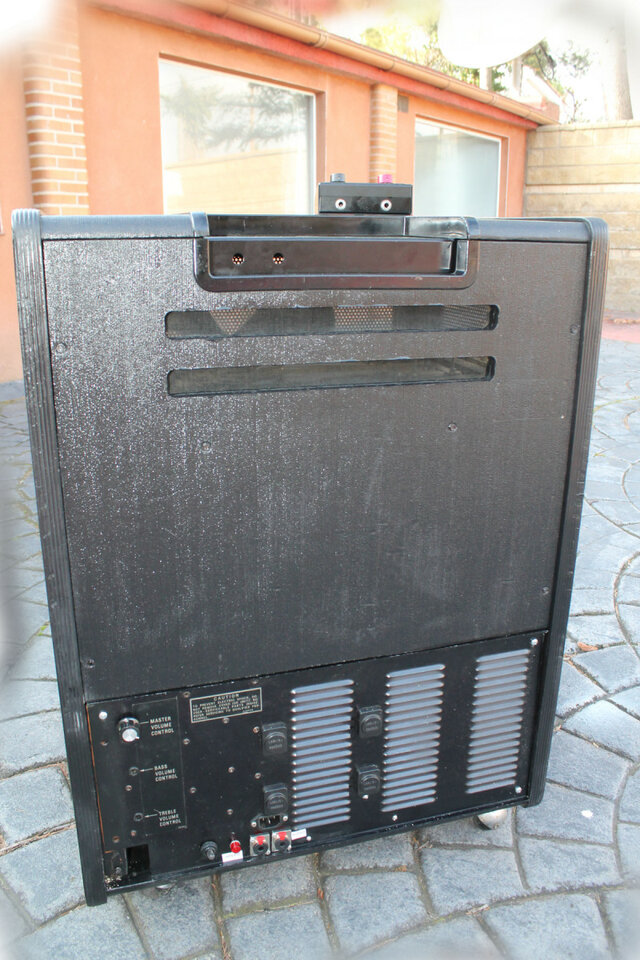 Leslie 760 Mueble reducido.