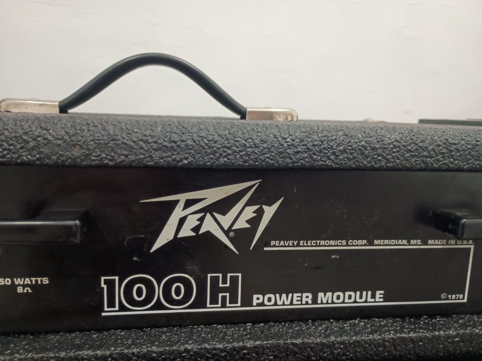 Peavey MP-4 Mark III de segunda mano · Foto 5 de 7 · Málaga · 100 €