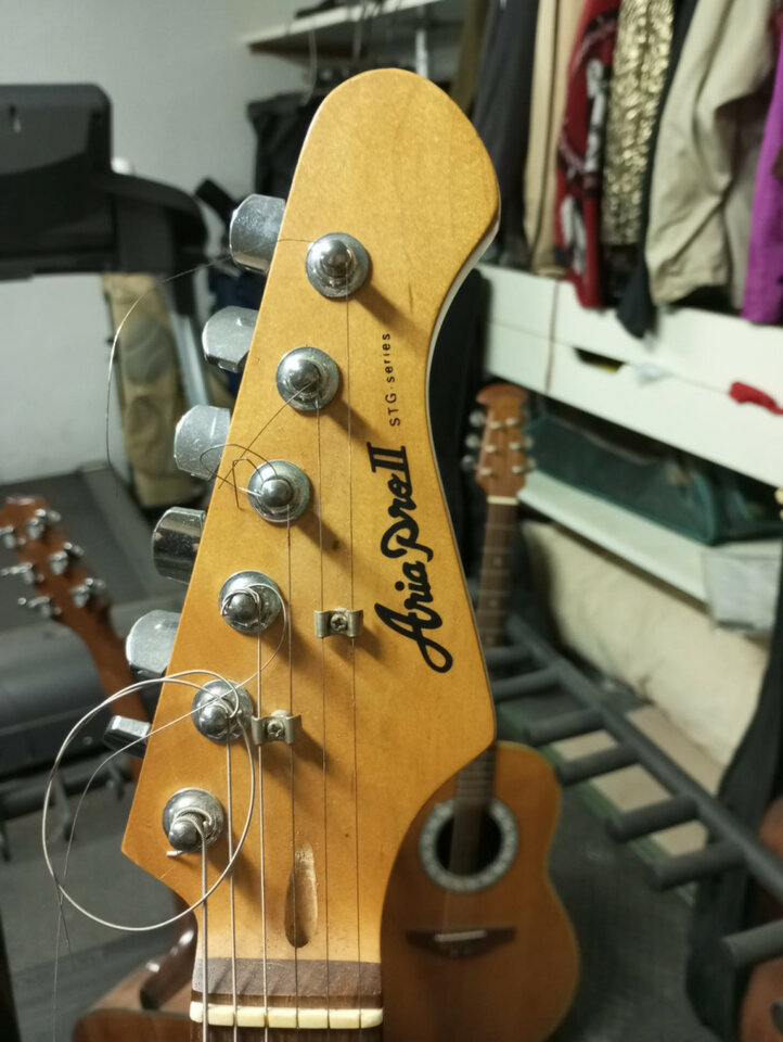 Aria pro II Stratocaster