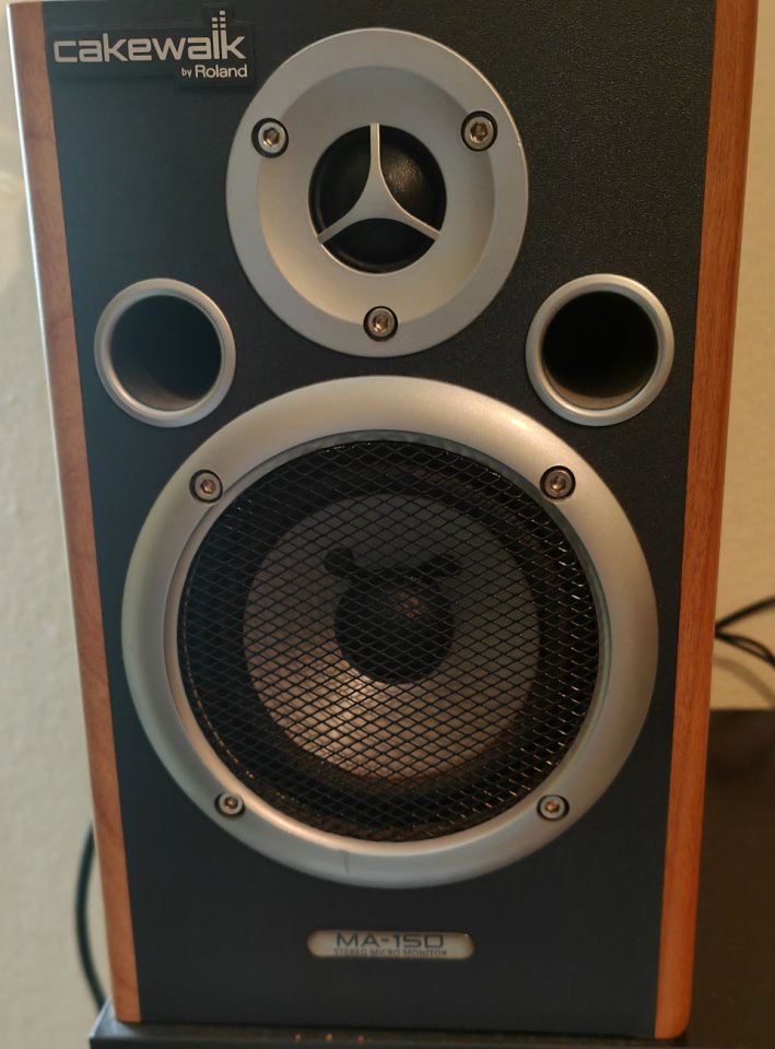 Monitores Cakewalk Roland MA15D Active SPDIF Black