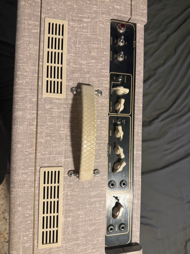 Amplificador de guitarra Vox AC15HW de segunda mano · Foto 3 de 3 · Barcelona · 900 €