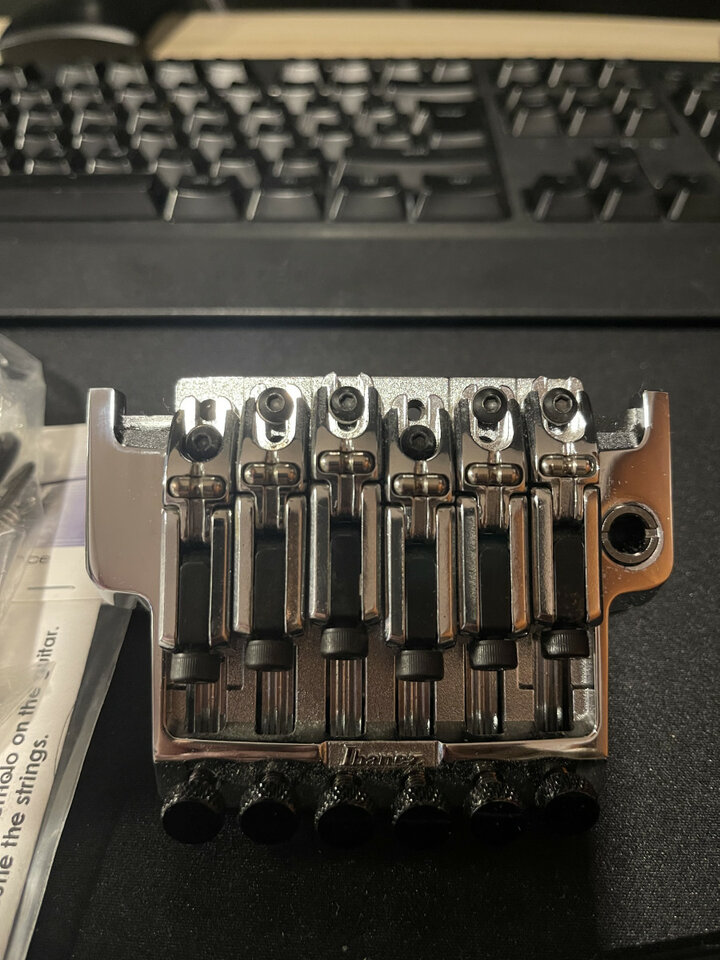 Trémolo Ibanez Edge Pro Cromado