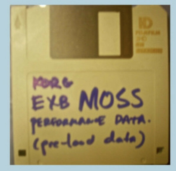 Compro tarjeta FLOPPY disc del EXB-MOSS de Korg