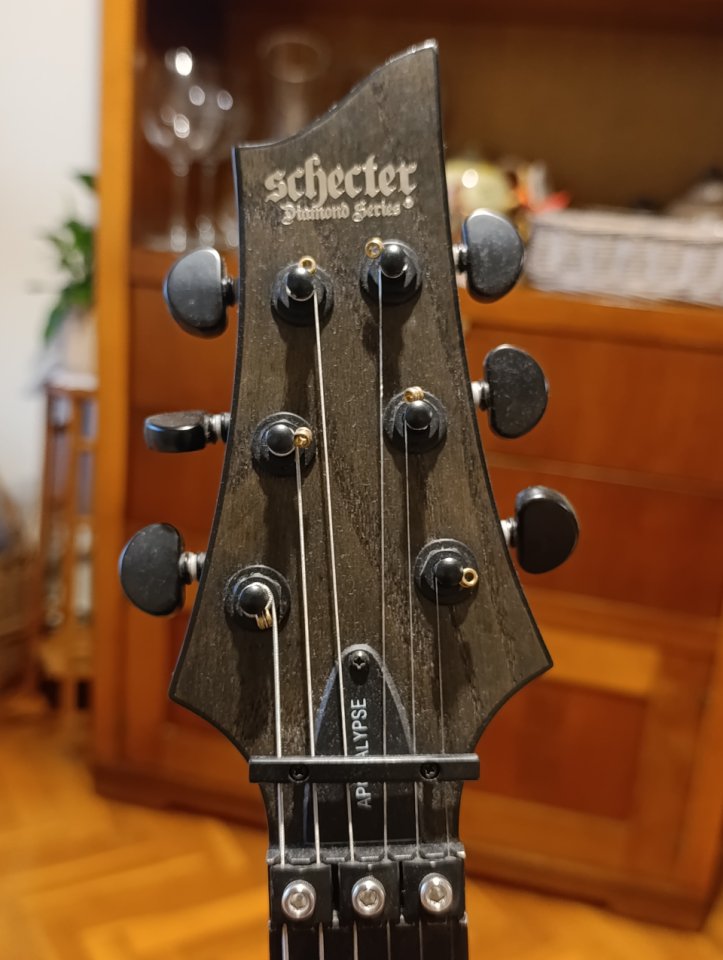 Schecter Apocalypse C1 FR S Rusty Gray de segunda mano · Foto 6 de 7 · Cantabria · 1050 €