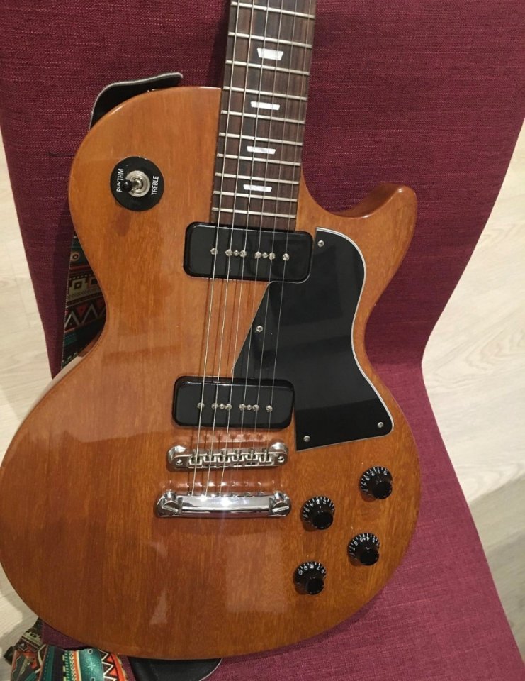 Gibson  Les Paul Junior Special 2000.