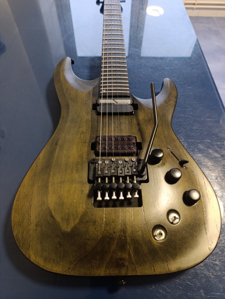 Schecter Apocalypse C1 FR S Rusty Gray de segunda mano · Foto 7 de 7 · Cantabria · 1050 €