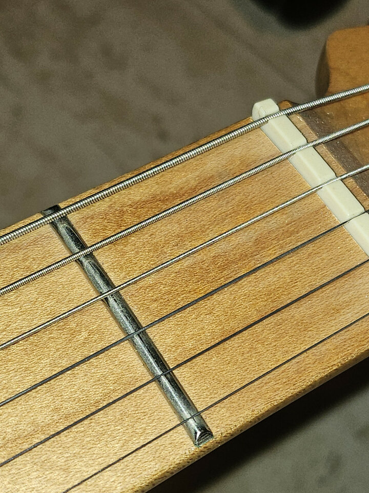 charvel pro mod dk24 red ash HSS