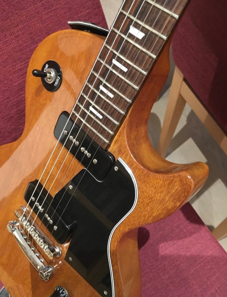 Gibson  Les Paul Junior Special 2000.